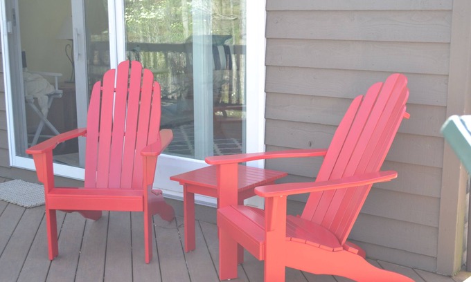 Mineral House | Tranquil Waterfront Retreat with Kayaks, Hot Tub & Pet Friendly