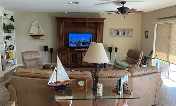 Edgewater House | Waterfront home for rent. Two bed two bath completely remodeled. 50 ft dock incl