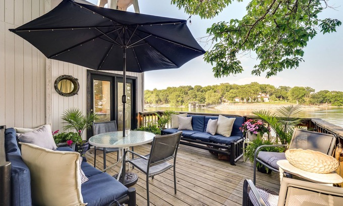 Vinita House | Pet-Friendly Lakefront South Grand Lake Getaway with Dock