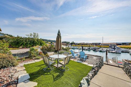 Oak Harbor House | Waterfront Home with Dock and Hot Tub in Oak Harbor!