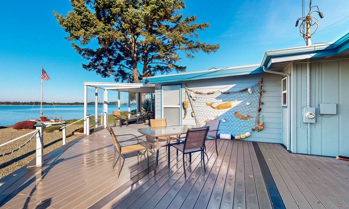 Coos Bay House | Panoramic Bay Views & Beach Access at Waterfront Retreat