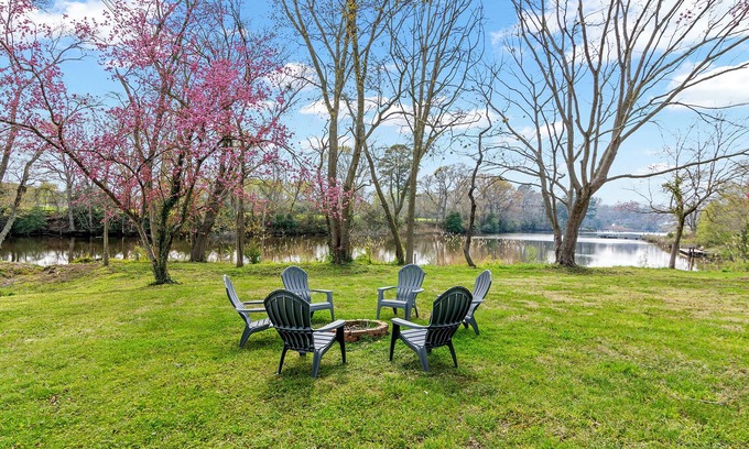 Cambridge House | Waterfront Haven with Hot Tub & Ocean Views in Cambridge
