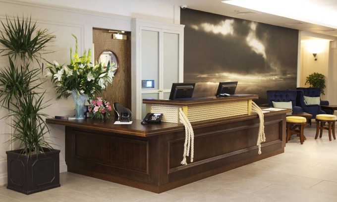 Dungloe Hotel | Cozy Waterfront Hotel Dungloe with Exceptional Amenities