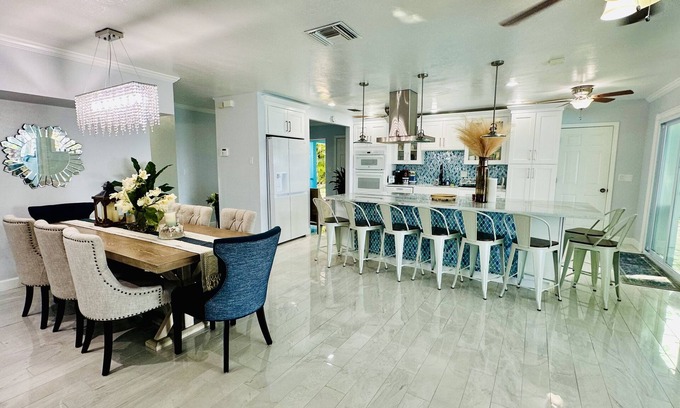 Rainbow Groves House | Waterfront Retreat with Heated Pool, Jacuzzi & Private Dock