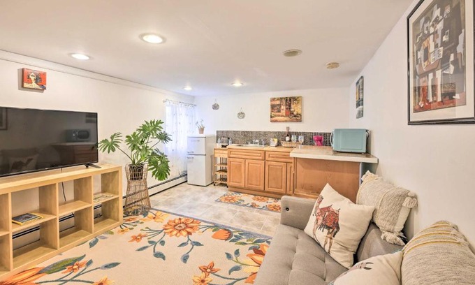 Island Park House | Scenic Island Park Retreat 1 Mile from Long Beach