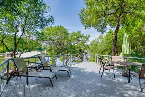 Lake Bridgeport House | Waterfront Lake Bridgeport Home with Private Dock
