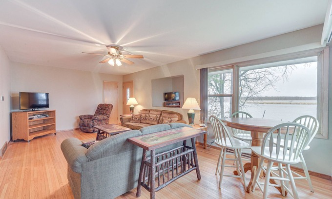 Holcombe House | Idyllic Lake Holcombe Getaway with Dock and Spa Experience