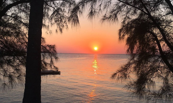 Marathon Condo | Waterfront Paradise: Gulf Views, Pool & Kayak Adventures
