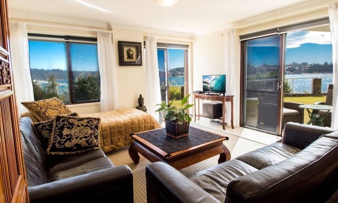 Manly Apartment | Oceanfront Getaway at Waterfront on Manly Harbour