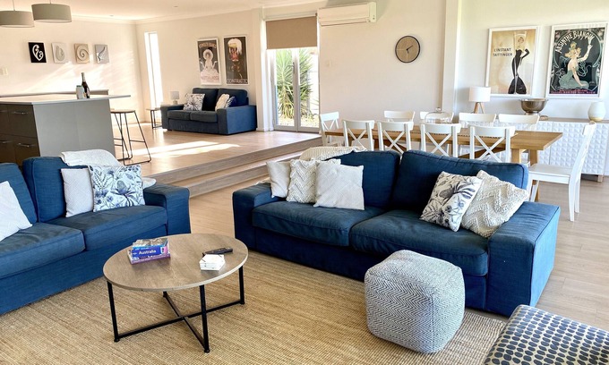 Nangkita House | Waterfront Paradise - Ideal for Family Groups & Ocean Views