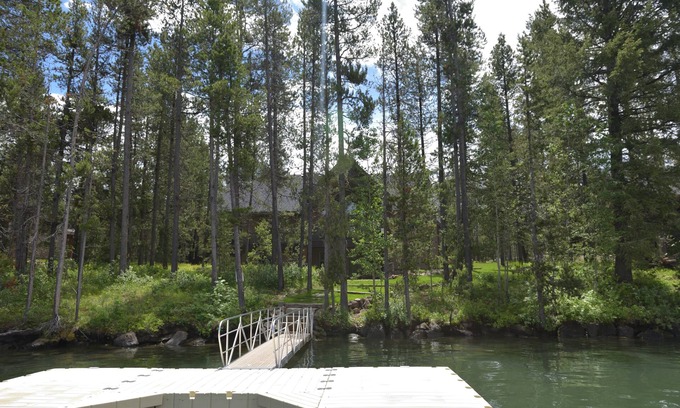 Island Park House | Waterfront Redtail Retreat Lodge: Rated 10/10 with Views