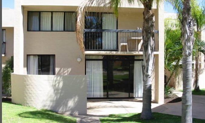 Kalbarri Apartment | Waterfront Resort | Sleeps 7 | Pool | Wifi
