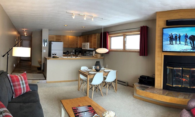 Dillon Condo | Idyllic Waterfront Retreat at Lake Dillon with Spa Access