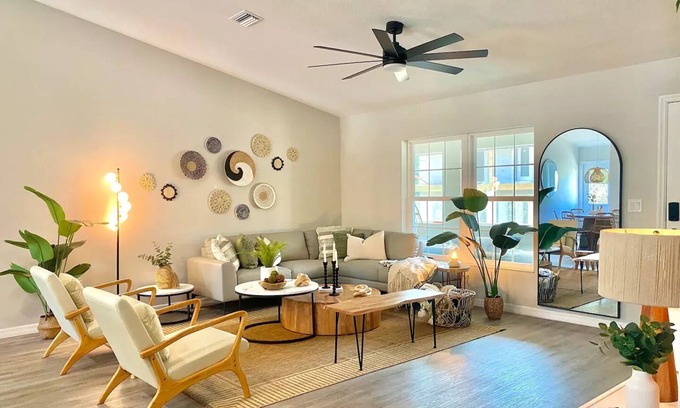Homosassa Villa | Charming Villa in Homosassa Springs - Riverfront Escape
