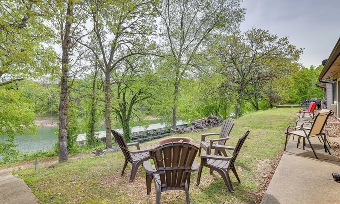 Shell Knob Apartment | Waterfront Haven in Shell Knob: Fire Pit & Lake Access