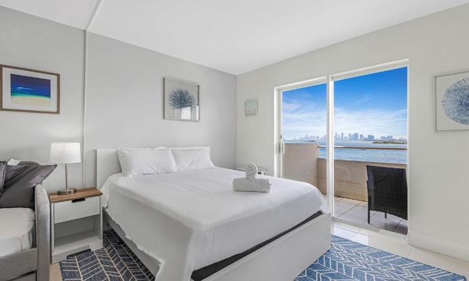 North Bay Village Apartment | Inviting Waterfront Studio with Ocean View & Free Parking
