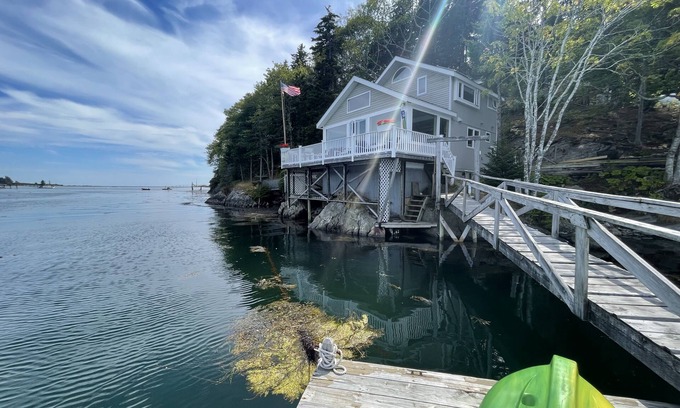 East Boothbay Cottage | Idyllic Cove Retreat with Ocean Views and Unique Amenities