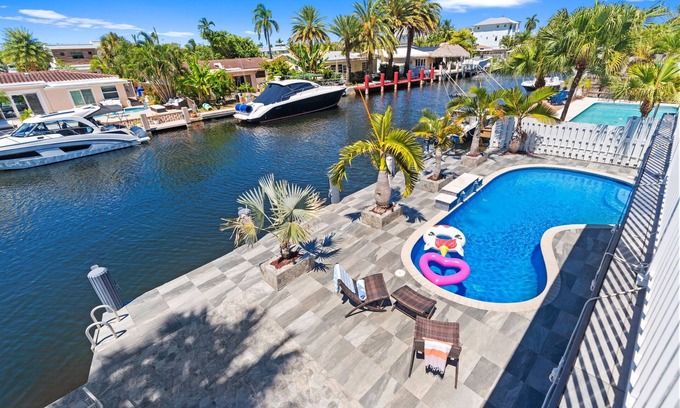 Pompano Isles House | Waterfront Retreat with Pool - Guest Rated 10/10