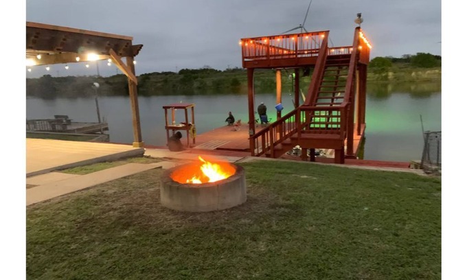 Rio Hondo House | Waters Edge Home in Arroyo City: 🎣 Arroyo Pearl