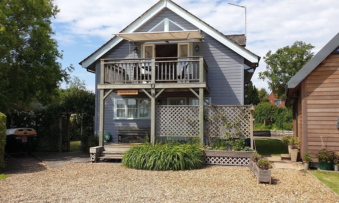 Horning House | Waterside House with Garden: Family-Friendly Retreat