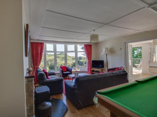 Osmington Mills House | Pet-Friendly Retreat at Waterson - Rated 8/10 by Guests