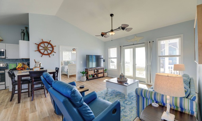 Harkers Island House | Picturesque Waterfront Home with Sunset and Lighthouse Views