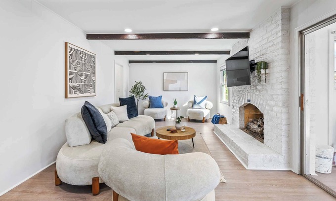 Cordesville House | Waterview Retreat - Riverside Haven 4-2 Family