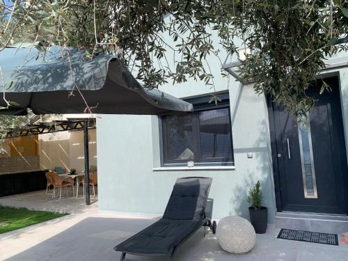 Golden Beach Villa | Oceanfront Waterview Villa: Perfect for Family Getaways