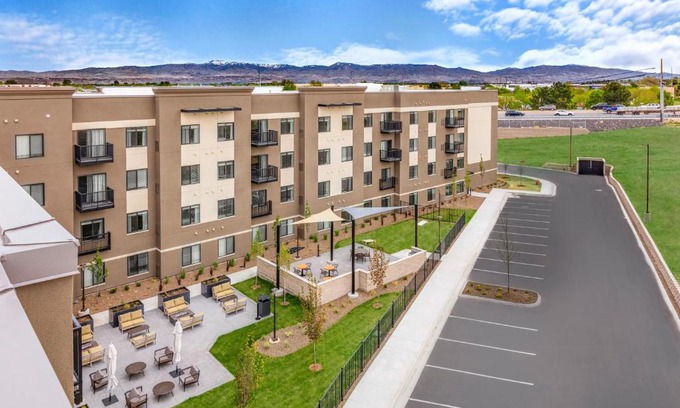 Meridian Hotel | Highly Rated WaterWalk Extended Stay in Boise Meridian
