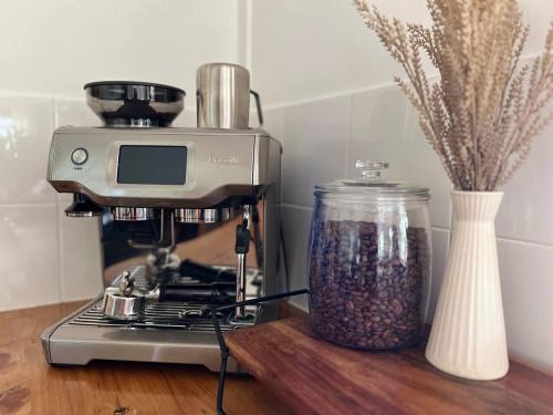 Mount Crosby House | Wattle Bush Retreat