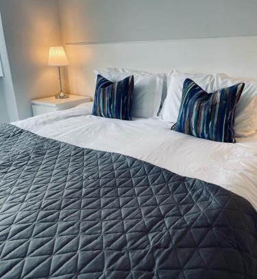 Bicester Bed & Breakfast | Watts Lodge: Guest Rated 8.6 - Family-Friendly Retreat