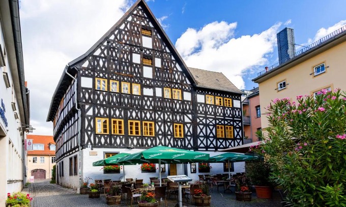 Weimar Hotel | Family-Friendly Stay at Watzdorfer Geleitschenke & Herberge