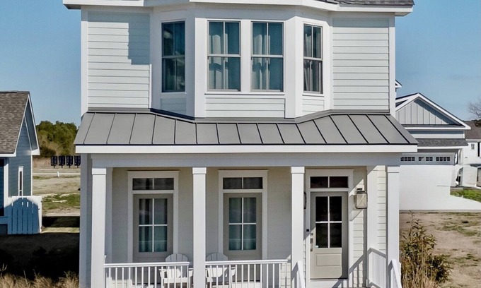 Cape Charles House | Beachside Retreat: Wave Haven @ Cape Charles with Ocean Views
