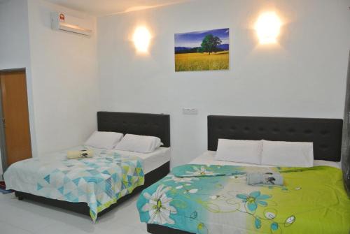 Chenek Kura Hotel | Oceanfront Wave Langkawi Inn - Rated 9/10 by Guests