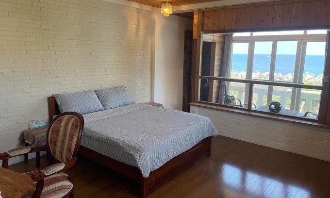 Chenggong House | Family-Friendly Getaway at Wave of Sanshiantai Hotel