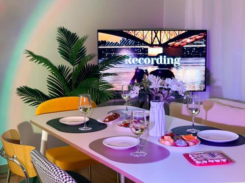 Daeyeon-dong Apartment | Guest Rated 10/10 at Wave On You - Your Ideal Escape