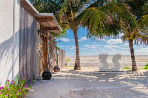 Maradhoo House | Beachfront Bliss at WAVE SOUND by 3S Maldives - Rated 9/10