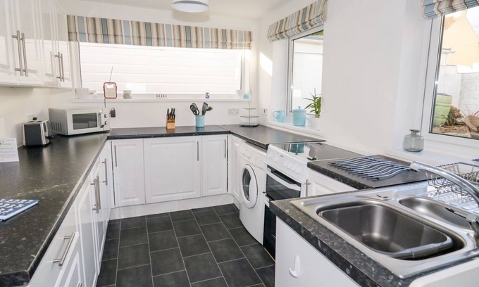 Mevagissey Cottage | Waverley