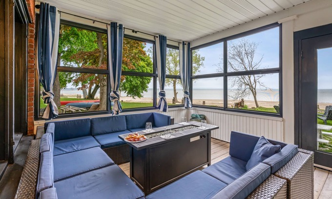 Waverly Beach Cottage | Waverly Place – Waterfront Retreat with Pool & Ocean Views