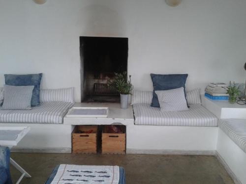Paternoster Apartment | Pet-Friendly Waves: Highly Rated Family Retreat Awaits You