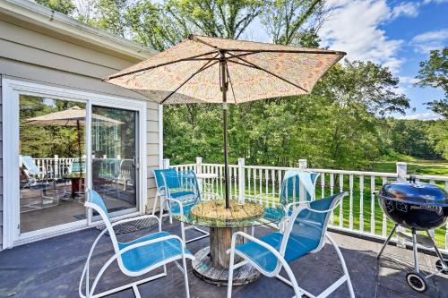 Town of Wawayanda House | Wawayanda House Retreat on 62 Acres with Cozy Fireplaces