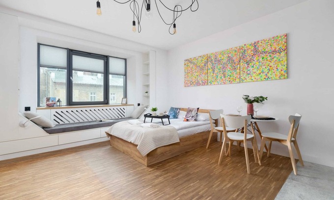 Kazimierz Apartment | Cozy Wawrzyńca 19 Studio: Pet-Friendly & Wifi in Cracow