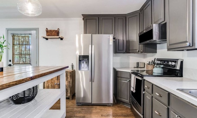 Breaux Bridge House | Discover Way of Wisdom: Modern Design with Fast WiFi
