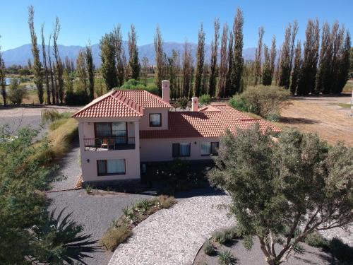 Cafayate Villa | Wayra Huasi: Top-Rated Oceanfront Retreat with Pool
