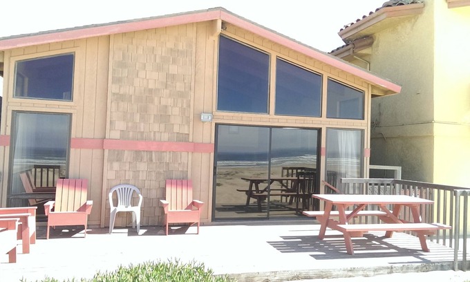 Oceano House | Oceanfront Retreat for 10 with Pool & Ocean Views