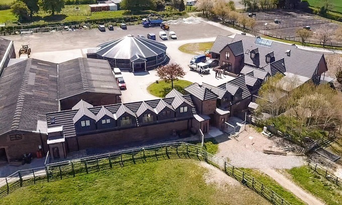 Kilnwick Cottage | Ideal Location with Family-Friendly Amenities and Breakfast