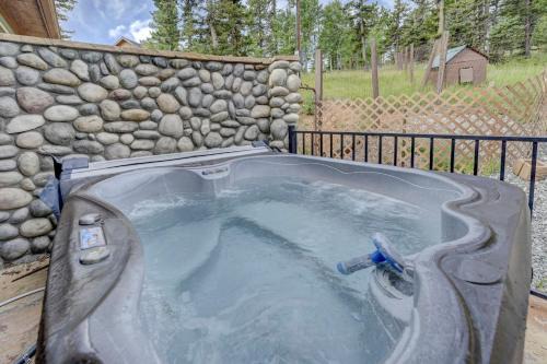 Spring Valley House | Webbel Alliance Basecamp: Family-Friendly Galactic Retreat