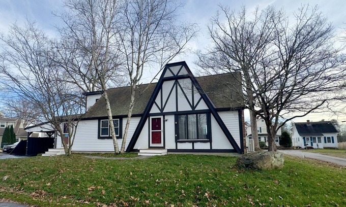 Webster Apartment | Webster Lake Apartment with Beautiful Views - Guest Rated 9.8