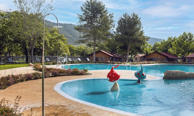 Boltana Hotel | Discover Wecamp Pirineos: Spa, Breakfast & Family Fun