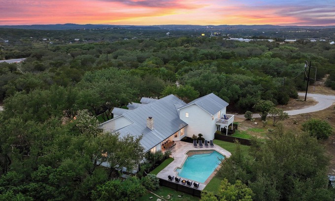 Paleface Park House | Wedding-Ready Getaway | Pool, Games & Minutes to Willy’s Ranch